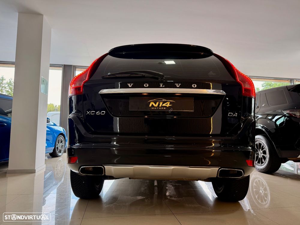 Volvo XC 60 2.0 D4 Momentum - 3