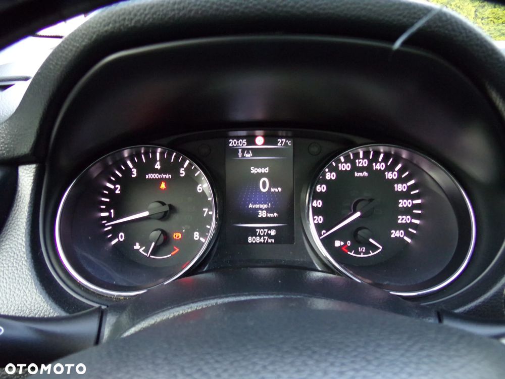 Nissan Qashqai 1.6 DIG-T N-Connecta - 30