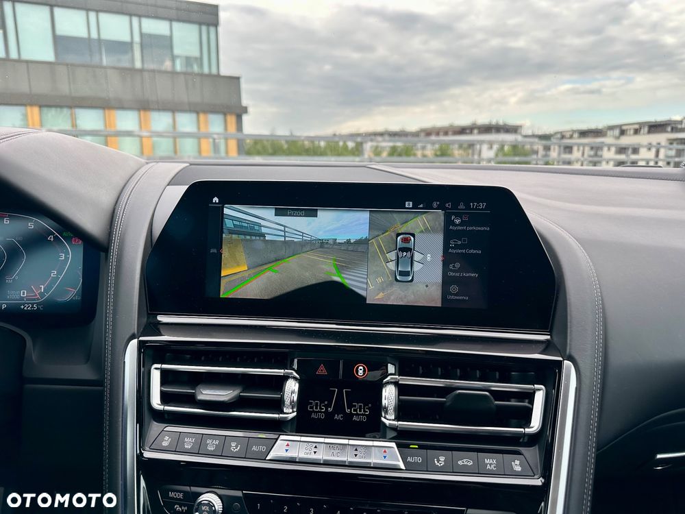 BMW Seria 8 - 17