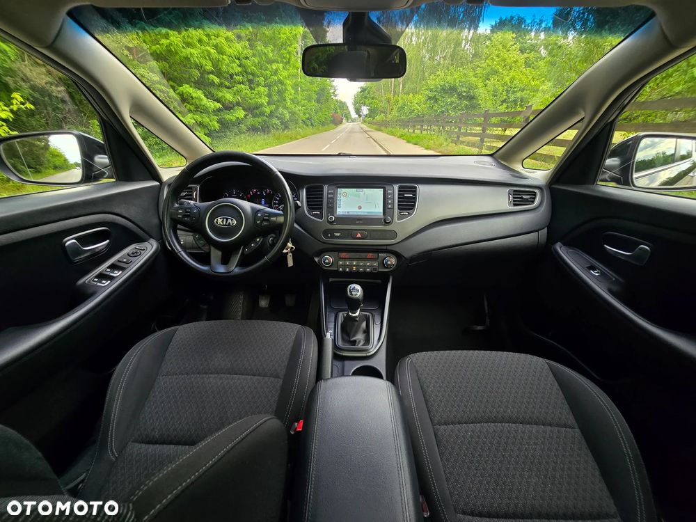 Kia Carens 1.7 CRDi L 7os - 6