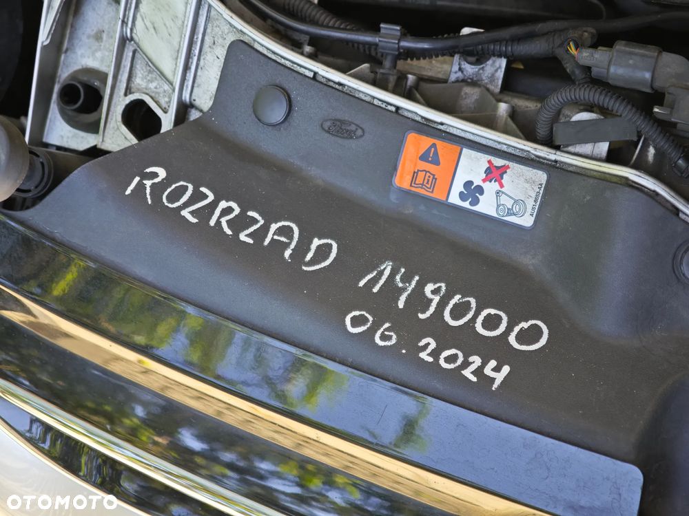 Ford Grand C-MAX 1.6 EcoBoost Titanium - 15