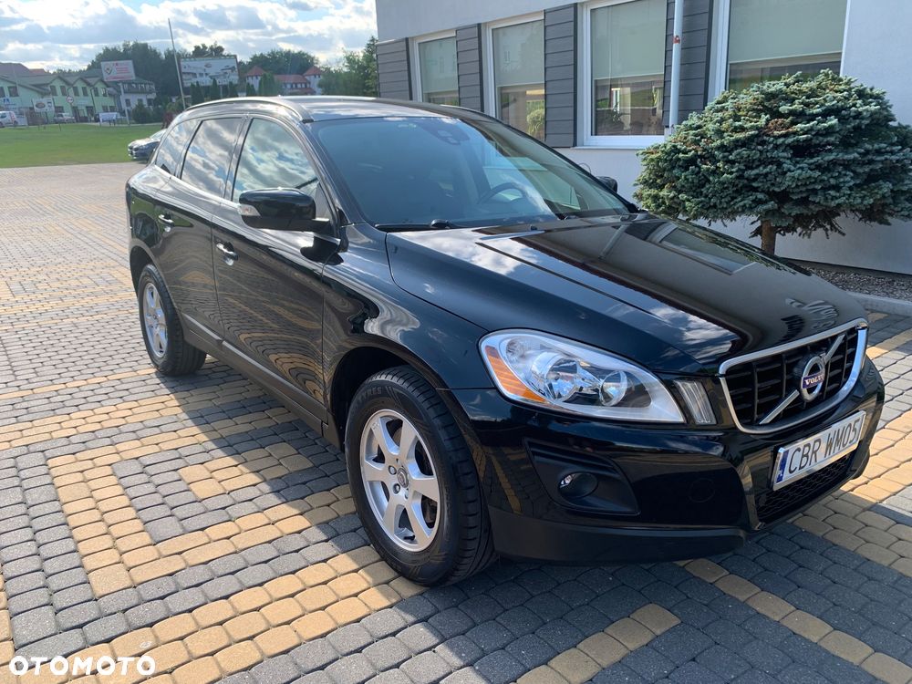 Volvo XC 60 D5 AWD Momentum - 3