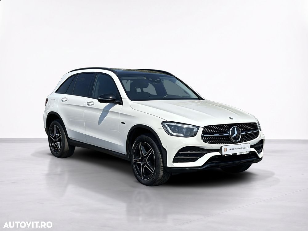Mercedes-Benz GLC 300 e 4MATIC - 8