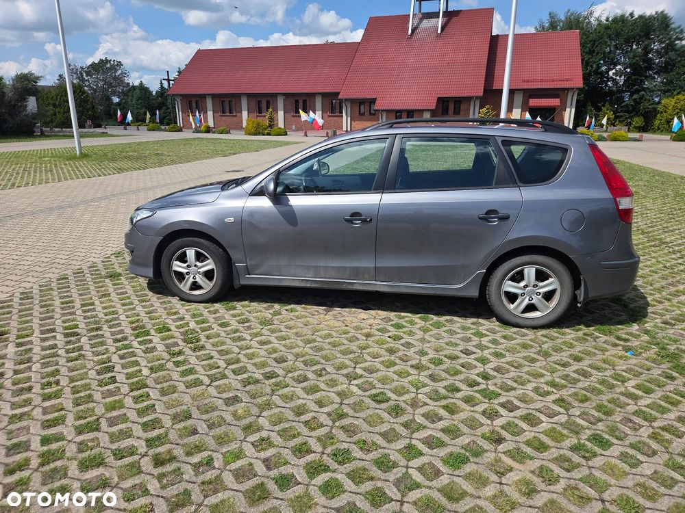 Hyundai i30 1.6 CRDi Classic + - 3
