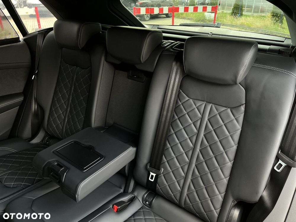 Audi SQ8 - 23
