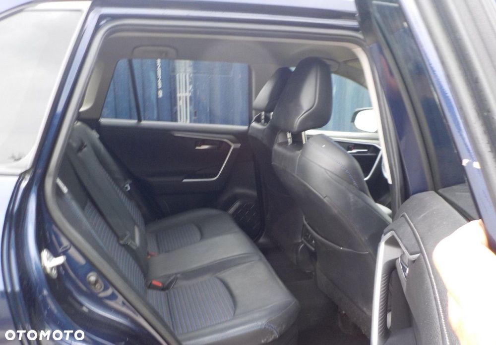 Toyota RAV4 - 25