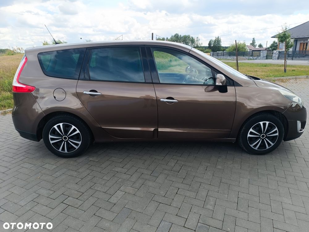 Renault Grand Scenic - 4