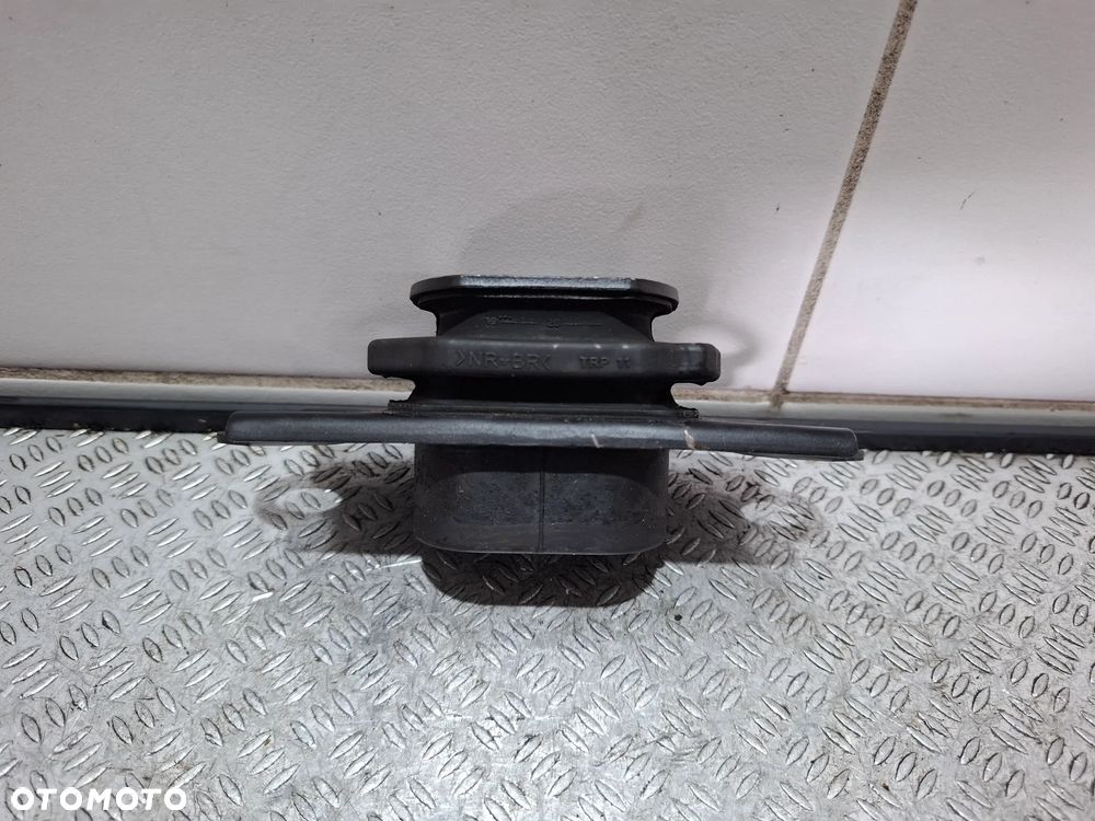 Łapa poduszka Nissan Micra K14 2019 rok nr 112205FD0B - 2