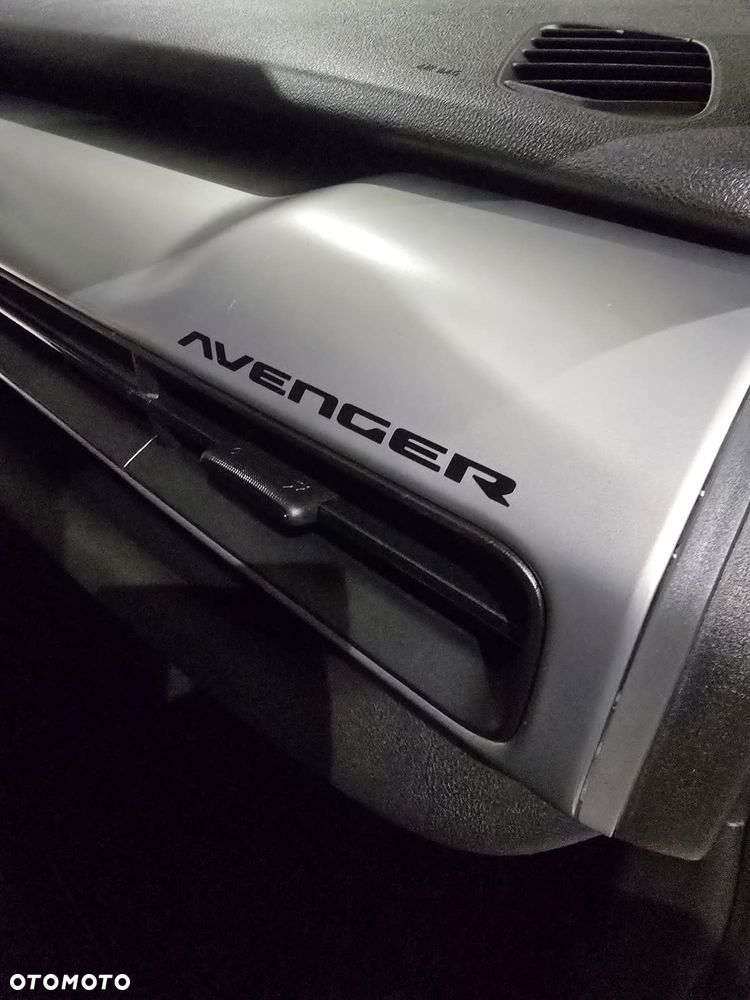 Jeep Avenger 54kWh Summit - 15