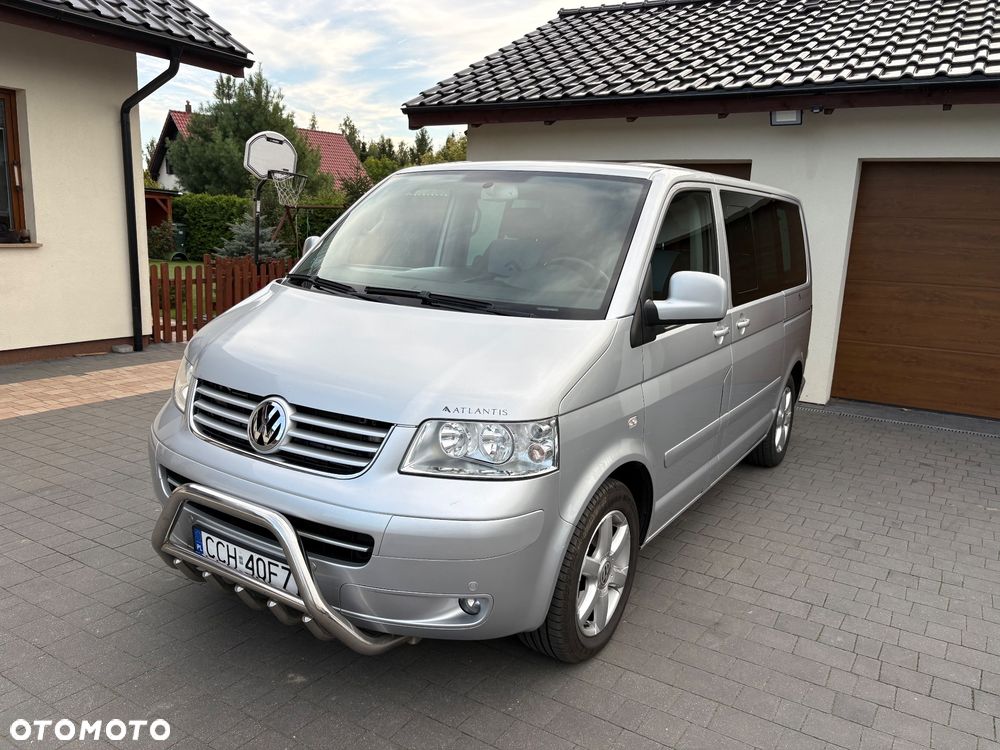 Volkswagen Multivan - 10