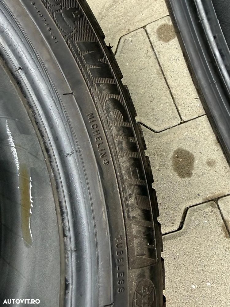 285 35 R20 IARNA MICHELIN - 5