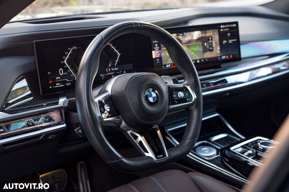BMW Seria 7 - 16