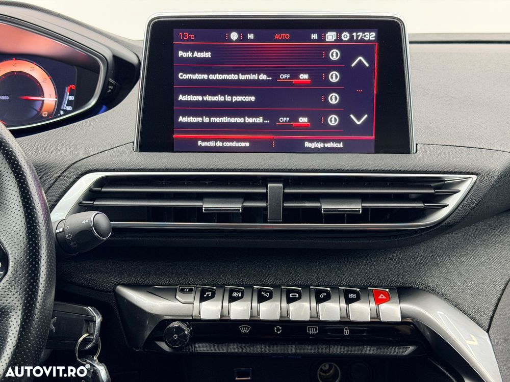 Peugeot 3008 1.2 PureTech Turbo S&S GT-Line - 25