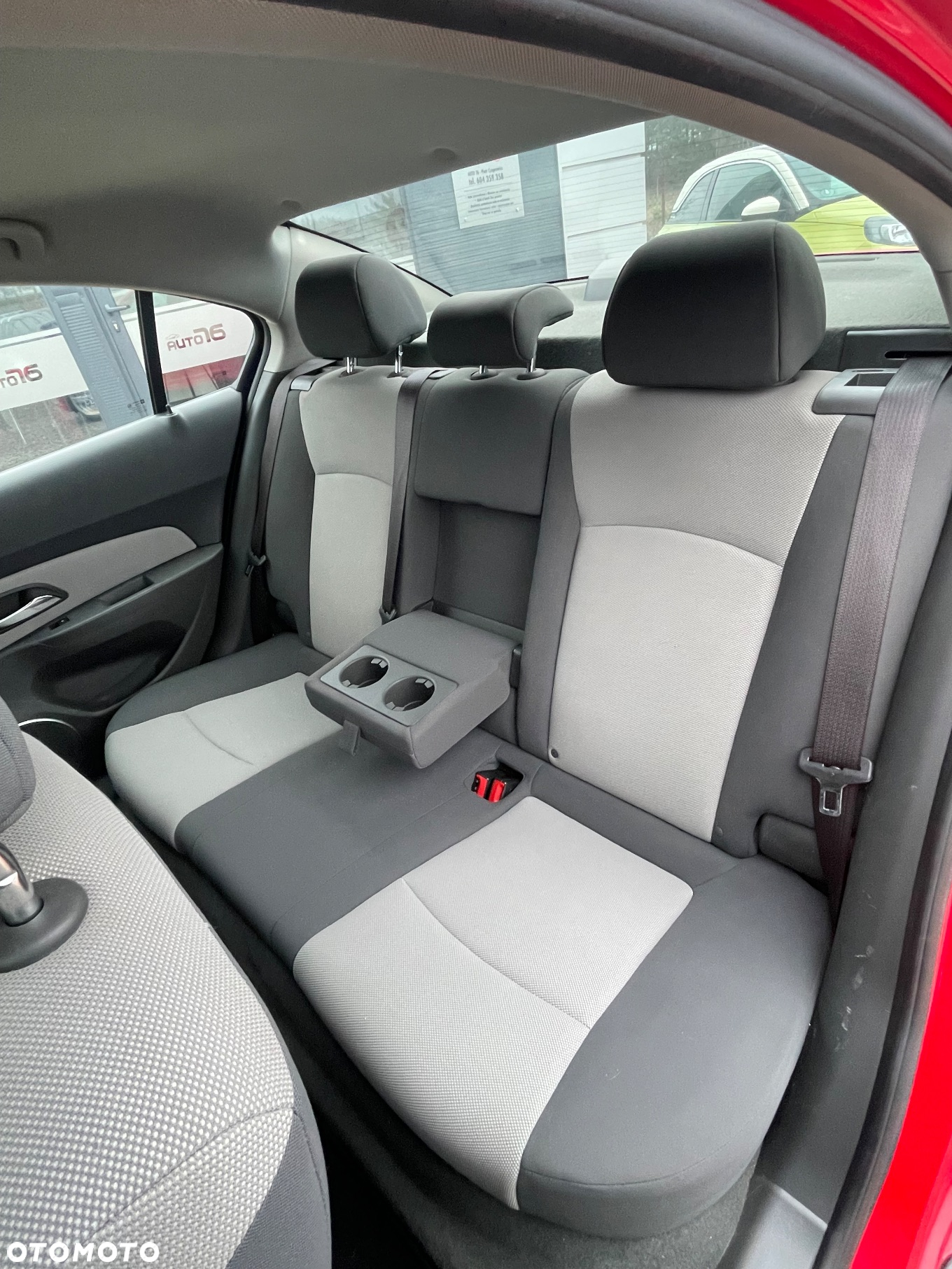 Chevrolet Cruze 1.6 LS - 23