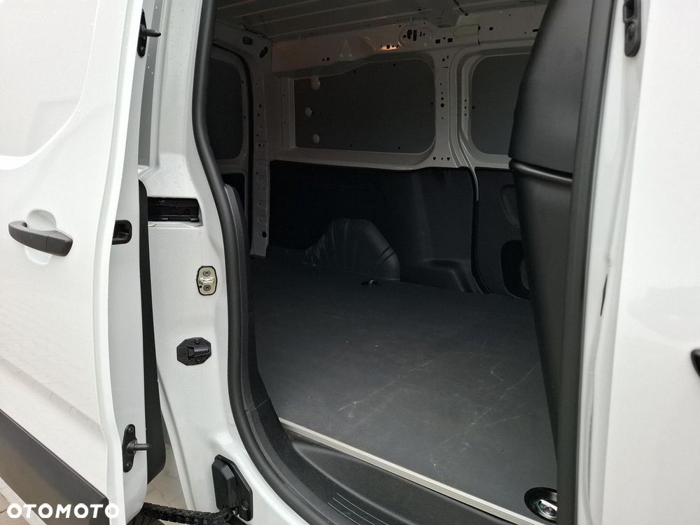 Toyota PROACE CITY - 8