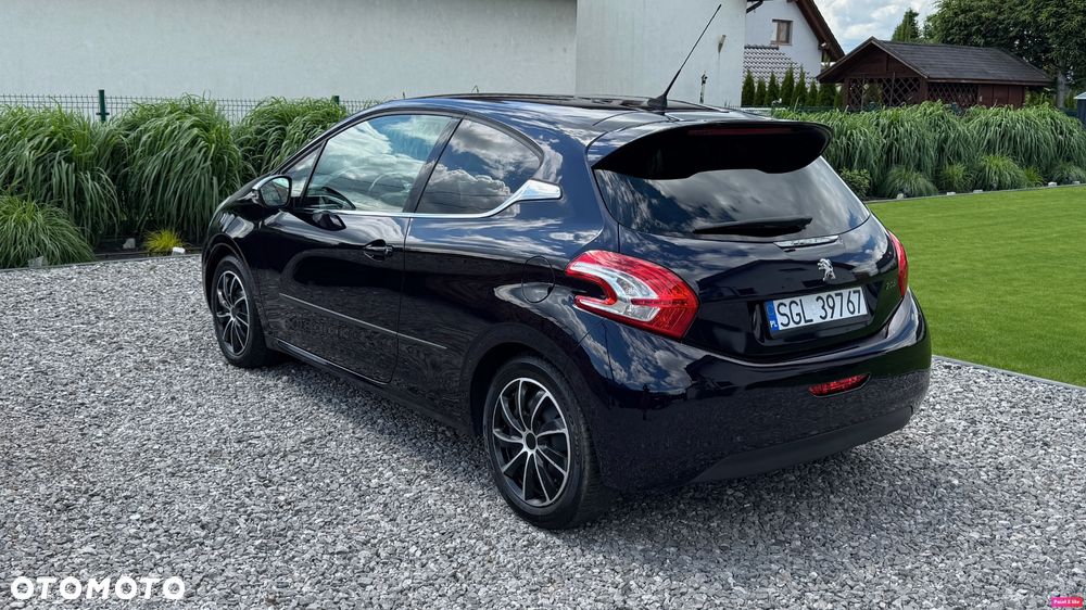 Peugeot 208 - 27