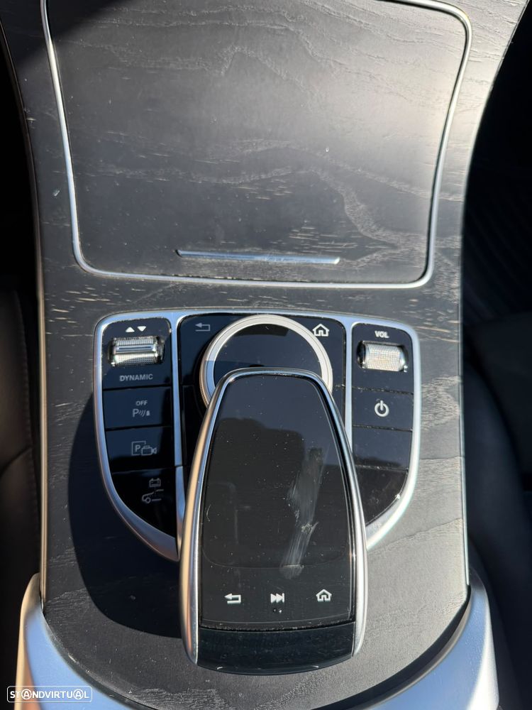 Mercedes-Benz C 300 BlueTEC Hybrid AMG Line - 13