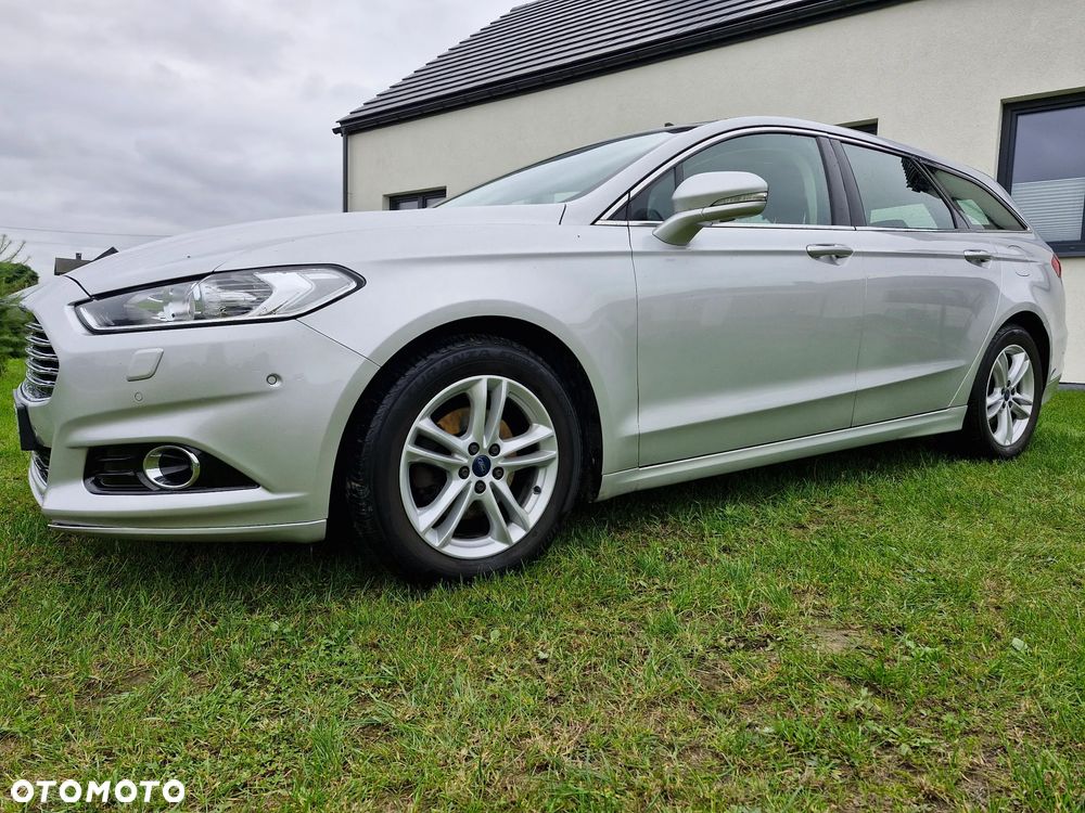 Ford Mondeo 2.0 TDCi PowerShift-Aut Allrad Titanium - 4