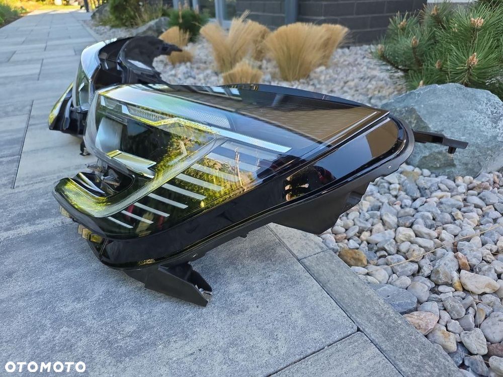 RENAULT CAPTUR II 2 Kompletne Full Led Długi 260600666R 260104900R Chrom - 5