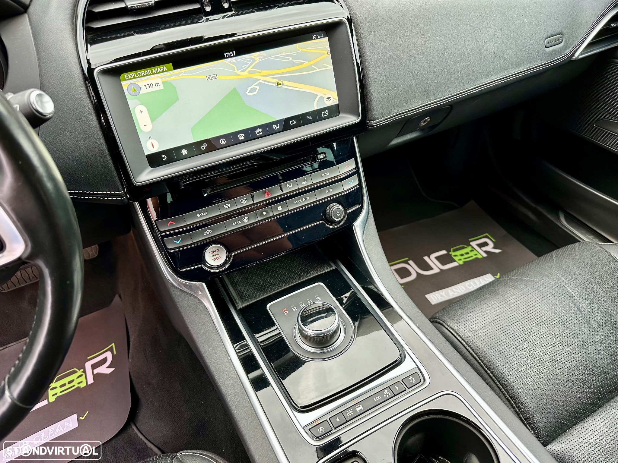 Jaguar XE 2.0 D R-Sport AWD Aut. - 9