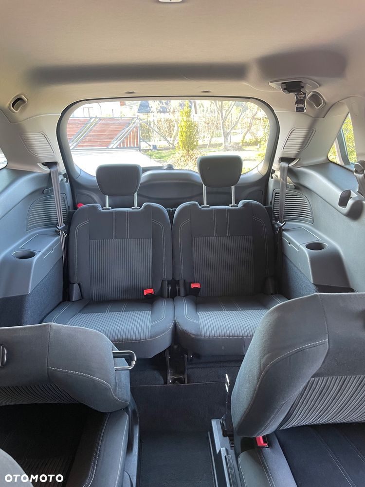 Ford Grand C-MAX 1.6 TDCi Titanium - 20