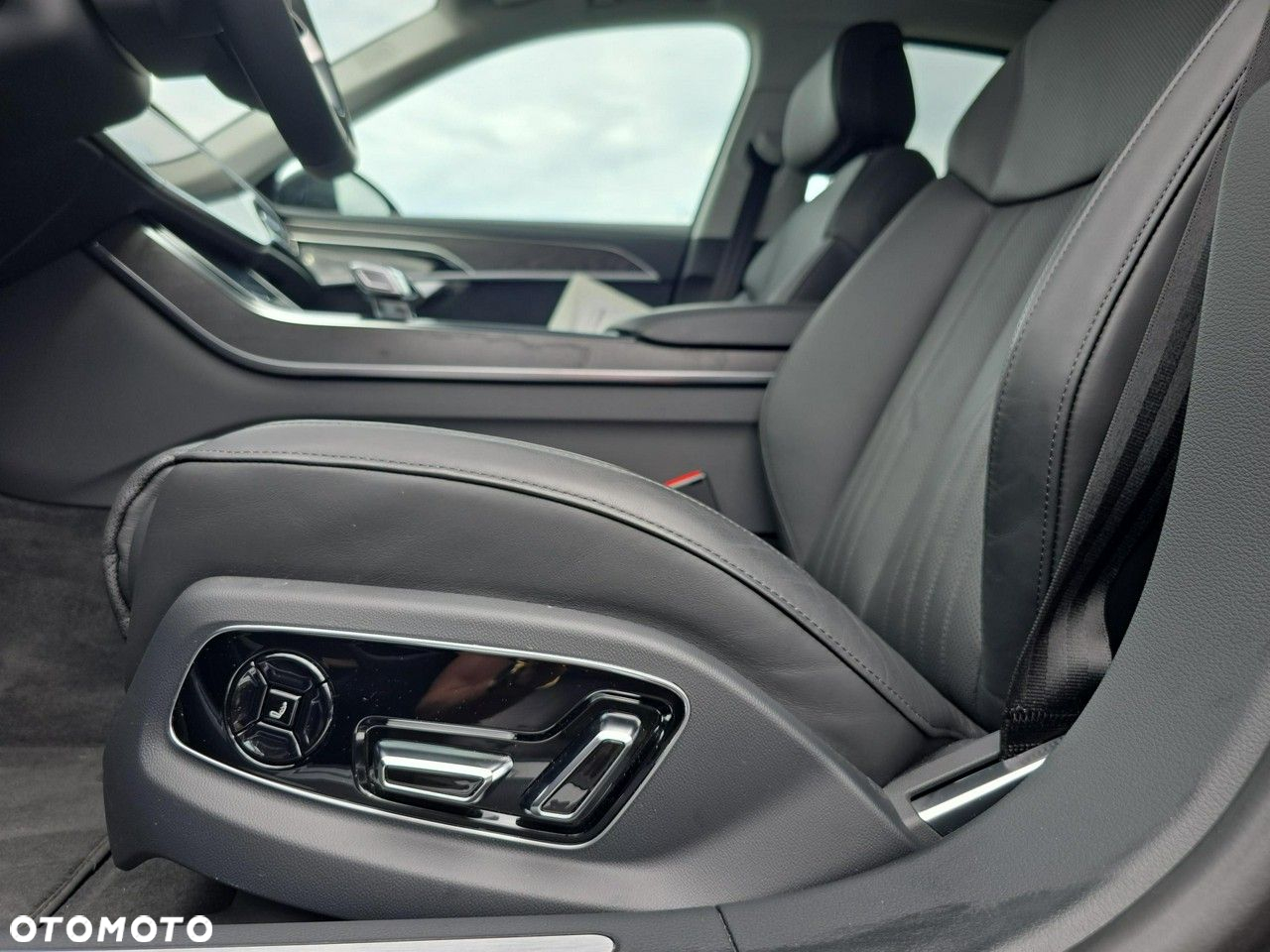 Audi A8 L 55 TFSI quattro tiptronic - 18