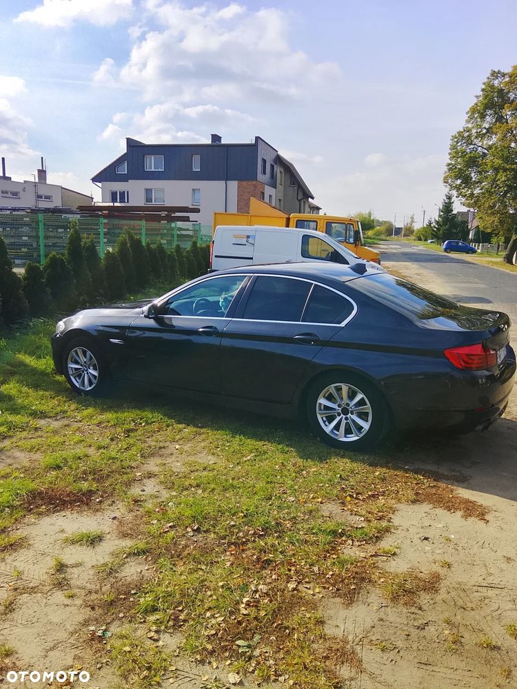 BMW Seria 5 2011 photo 4