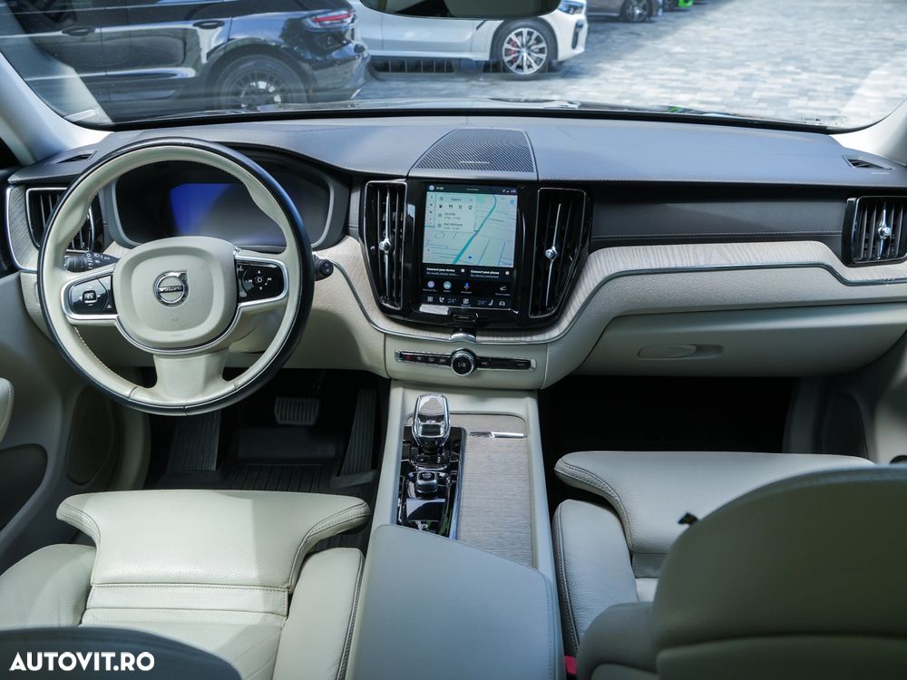Volvo XC 60 B4 MHEV AT8 AWD Inscription - 20