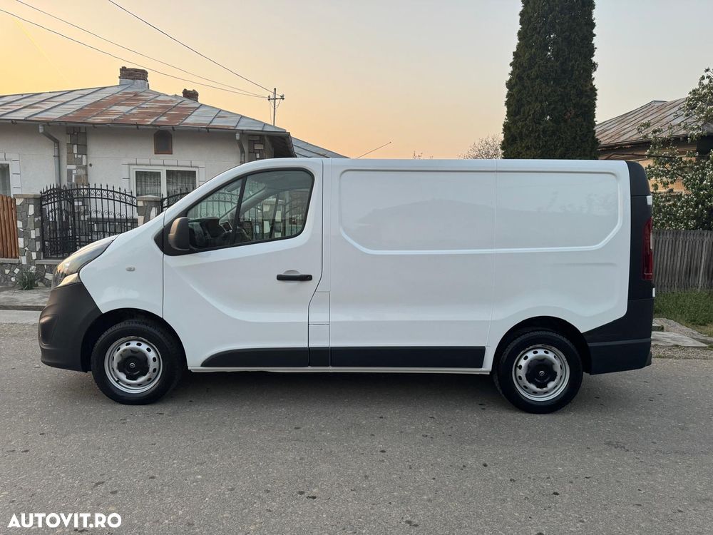 Opel Vivaro L2H1 - 2
