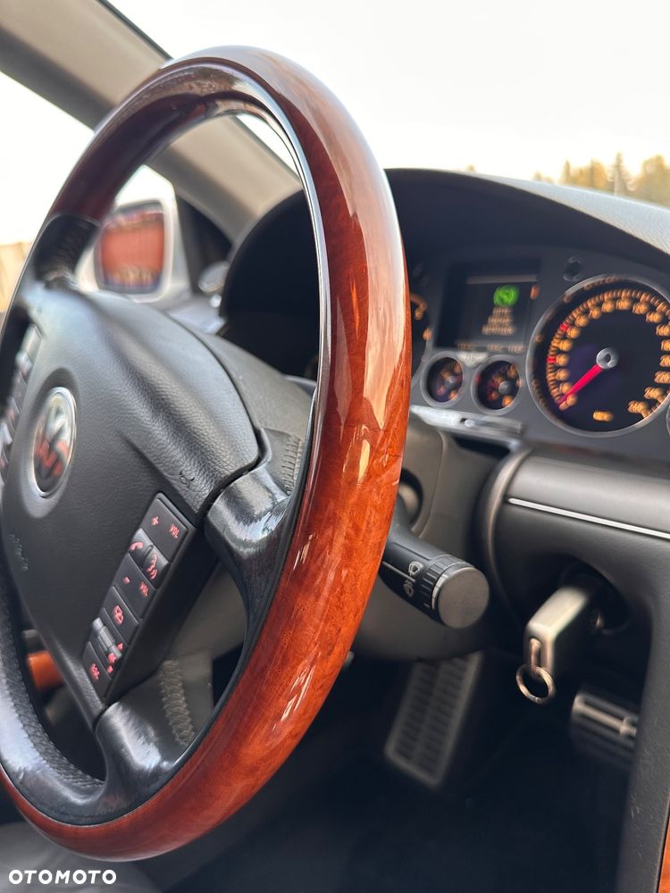 Volkswagen Phaeton 3.2 V6 Tiptr (5 os.) - 39