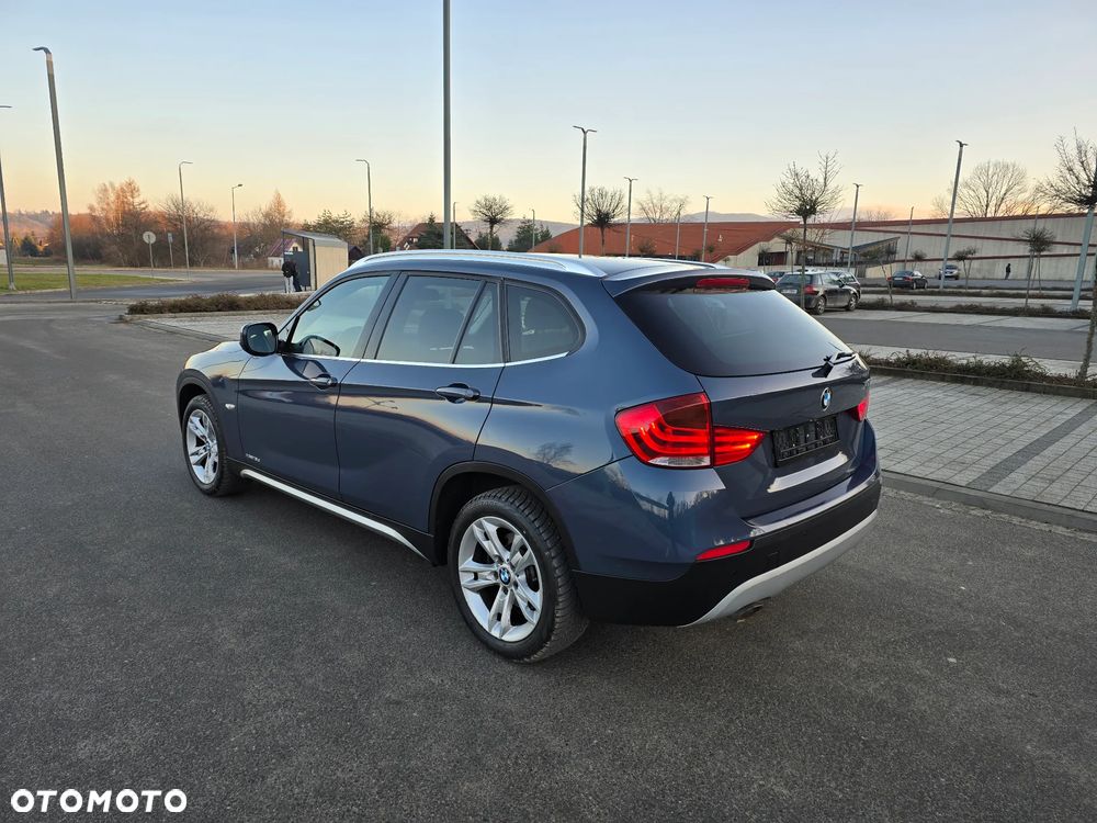 BMW X1 xDrive18d xLine - 23