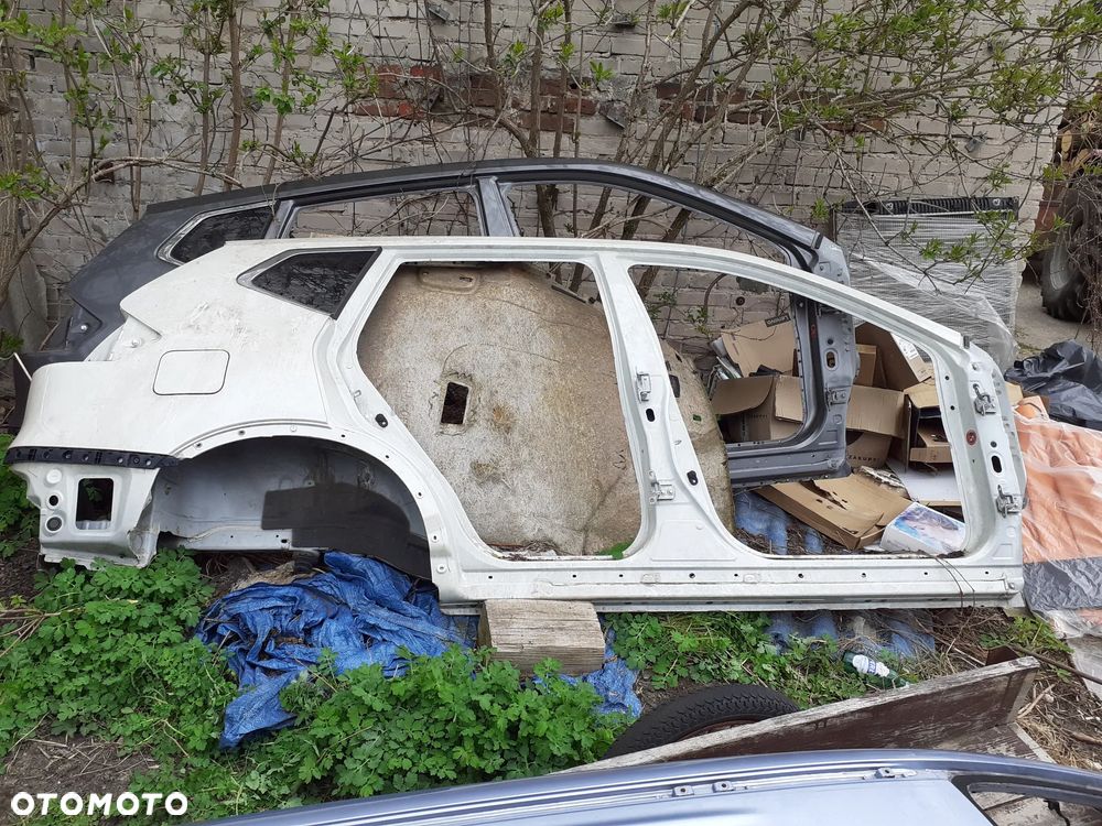 12237 Bok ćwiartka błotnik słupek próg prawy X-TRAIL T32 14- - 1