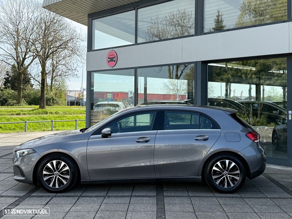 Mercedes-Benz A 180 7G-DCT Special Edition - 3