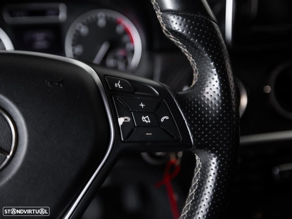 Mercedes-Benz GLA 200 - 14