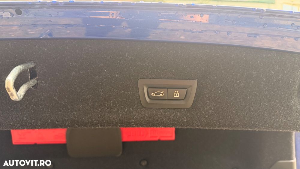 BMW Seria 3 330i Aut. M Sport - 9