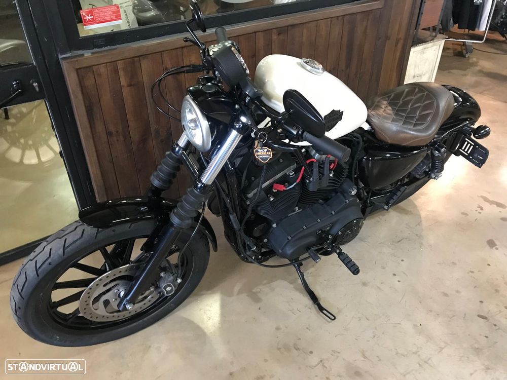 Harley-Davidson Sportster XL 883 Iron - 12