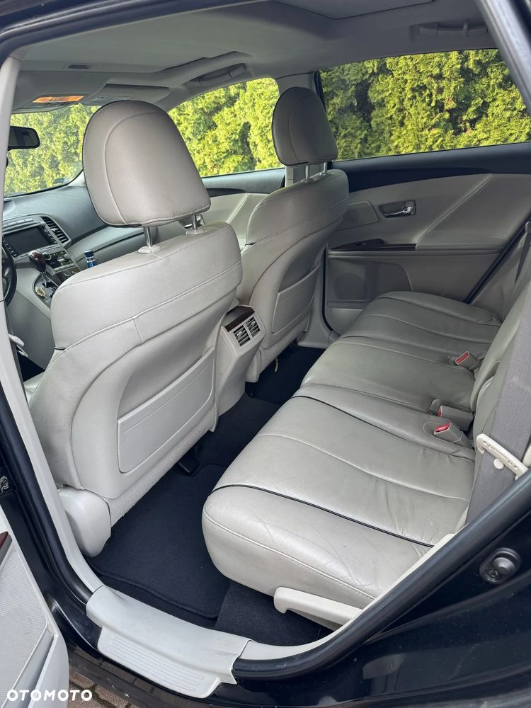 Toyota Venza 3.5 V6 AWD - 11