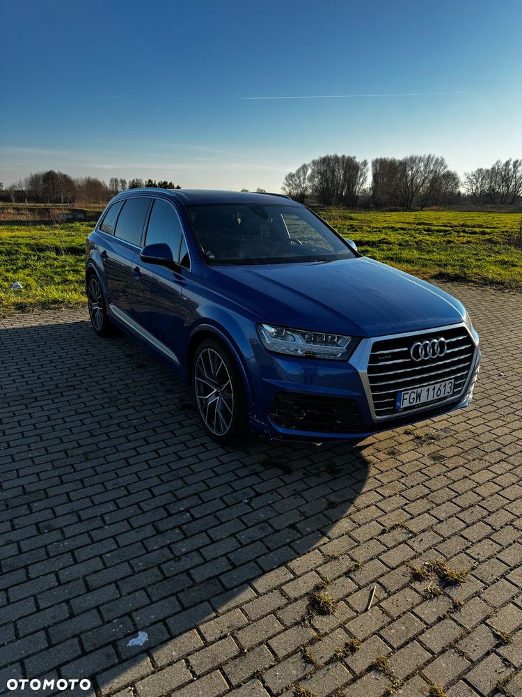 Audi Q7 - 11