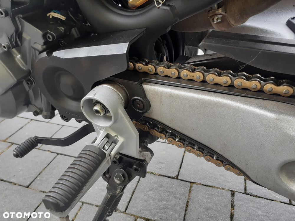 Yamaha MT - 20