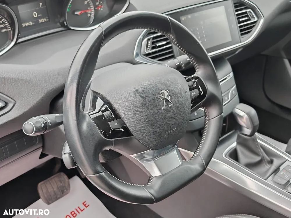 Peugeot 308 1.2L PureTech 130 S&S EAT8 GT - 18