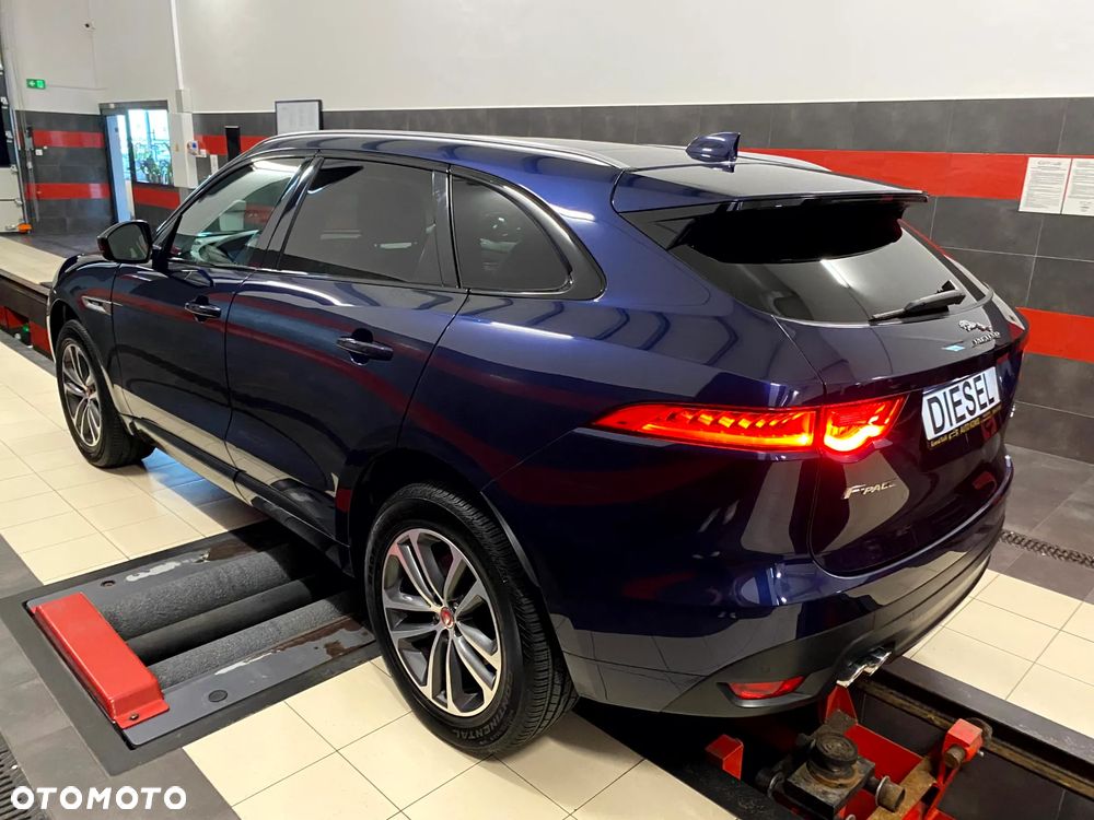 Jaguar F-Pace 2.0 i4D RWD R-Sport - 9