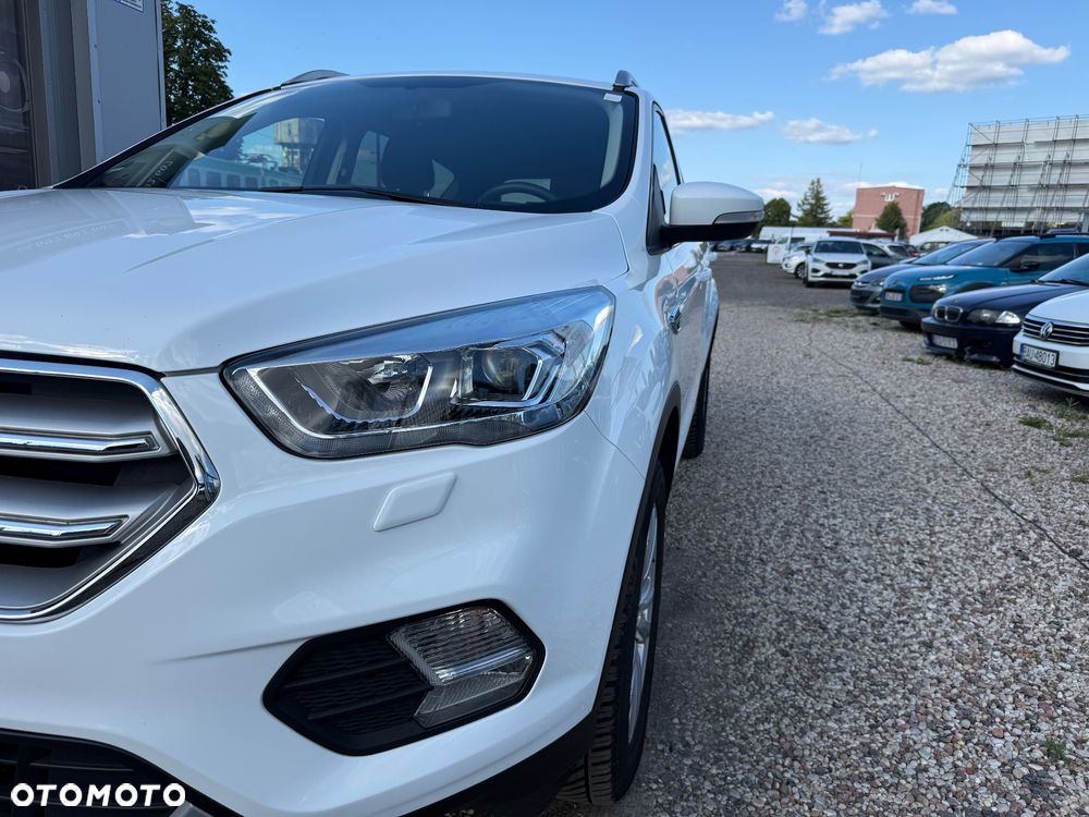 Ford Kuga - 12