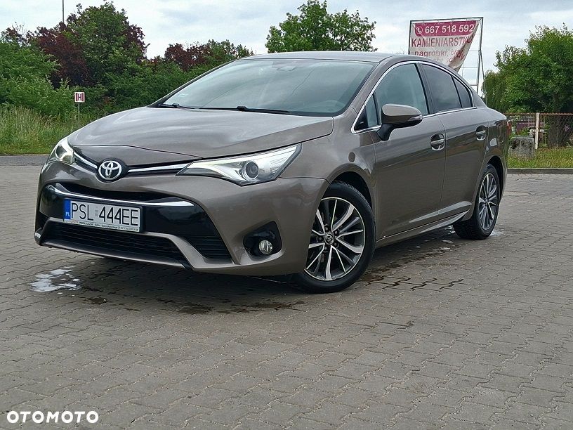 Toyota Avensis 1.8 Premium - 1