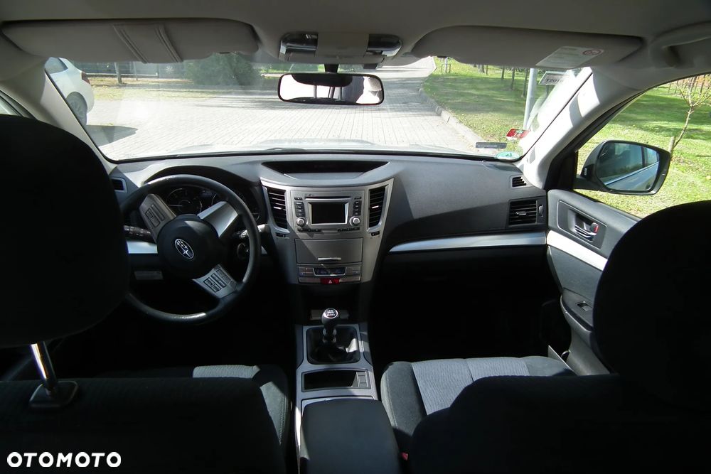 Subaru Outback 2.0 D Comfort - 10