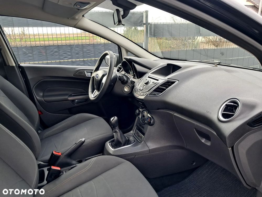 Ford Fiesta 1.0 Celebration - 16