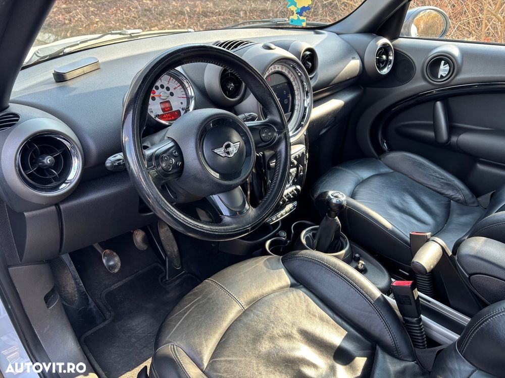 Mini Countryman Cooper D ALL4 - 21