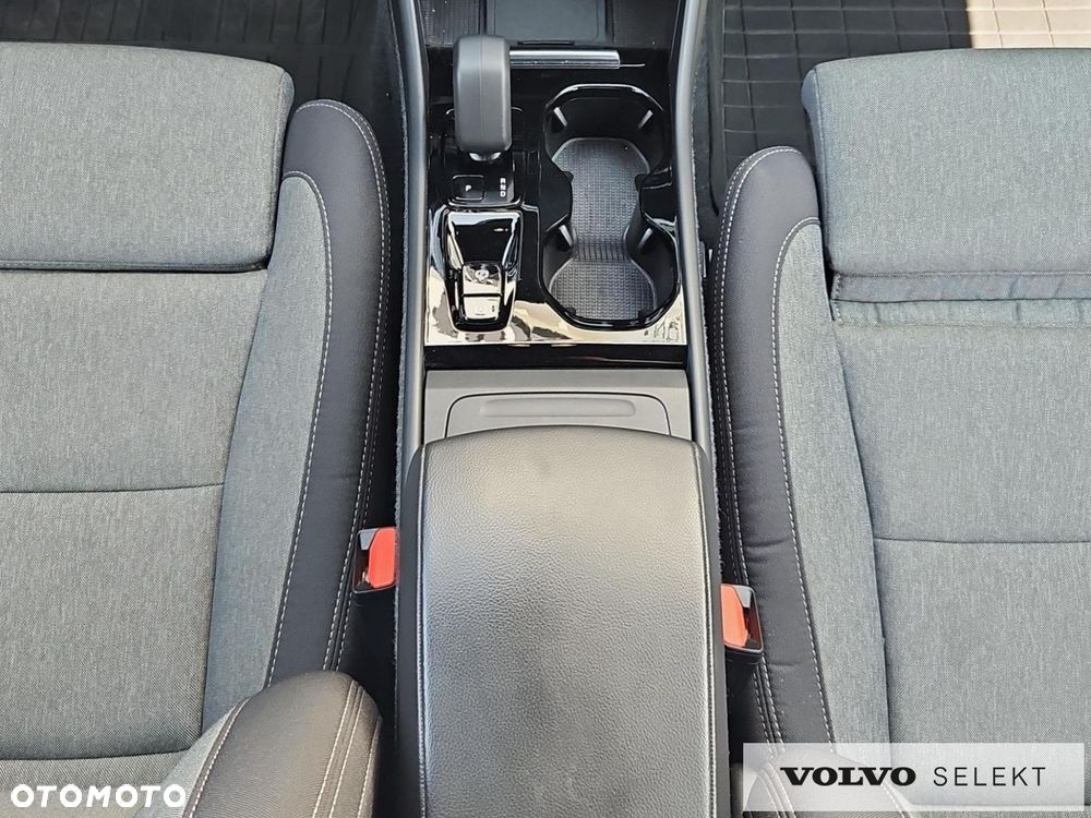Volvo XC 40 - 27