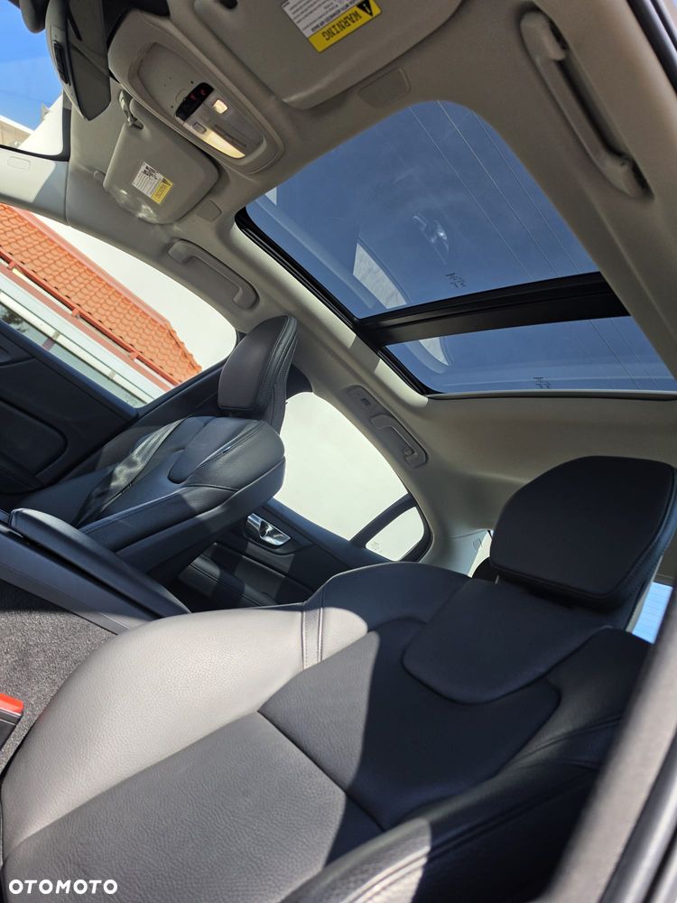 Volvo S60 T5 R-Design First Edition - 19