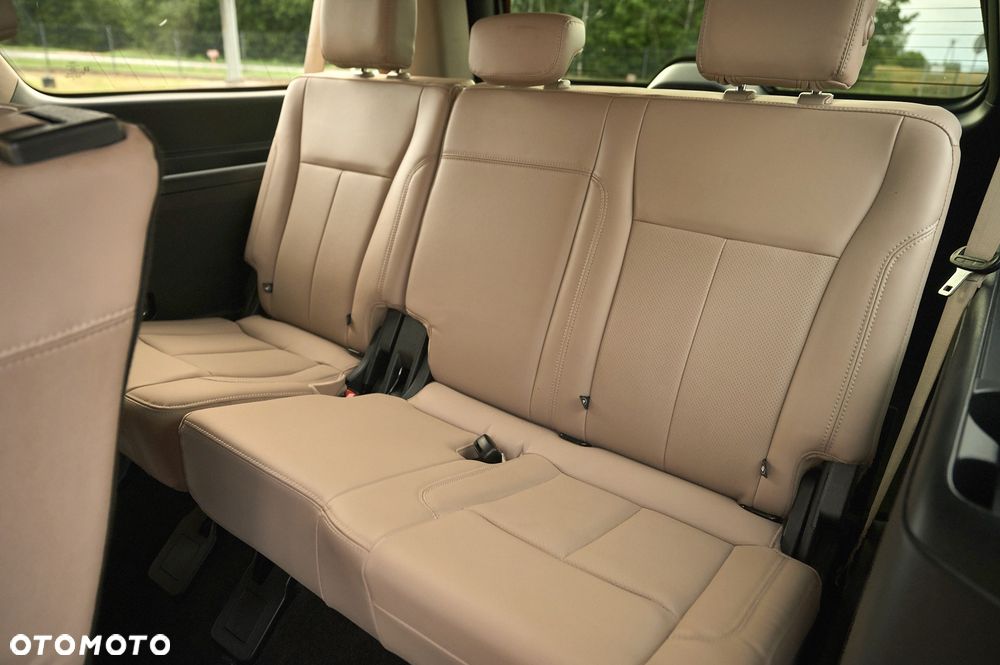 Ford Expedition - 26