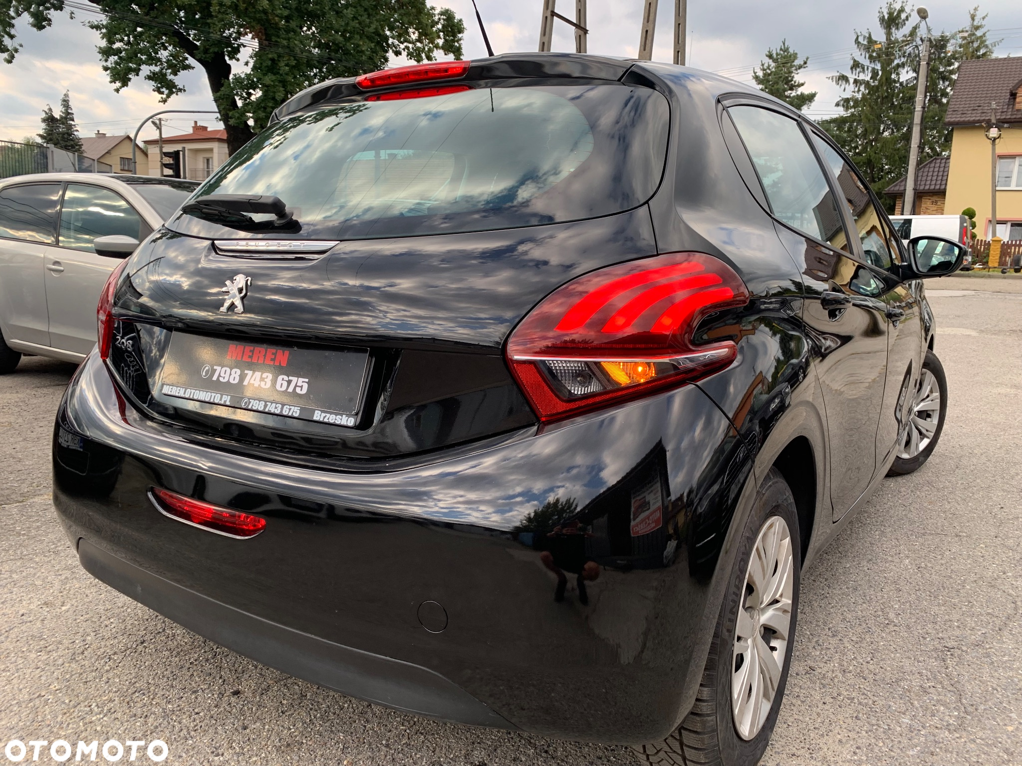 Peugeot 208 1.2 PureTech Allure - 11